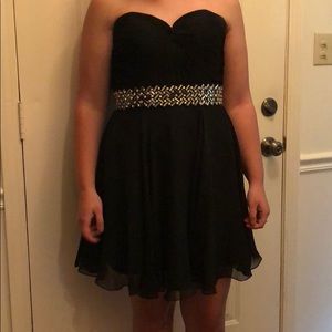 Tony Bowls Black Flowy Dress